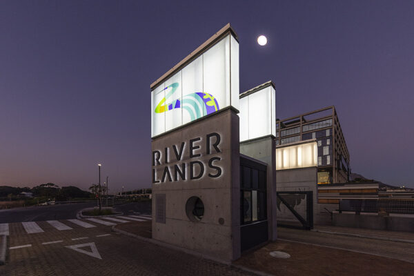 riverlands-signage3